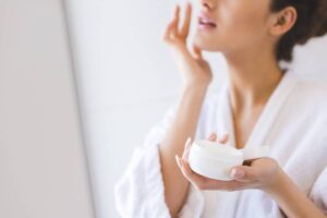 Les soins anti-âge à intégrer dans votre routine dès 30 ans