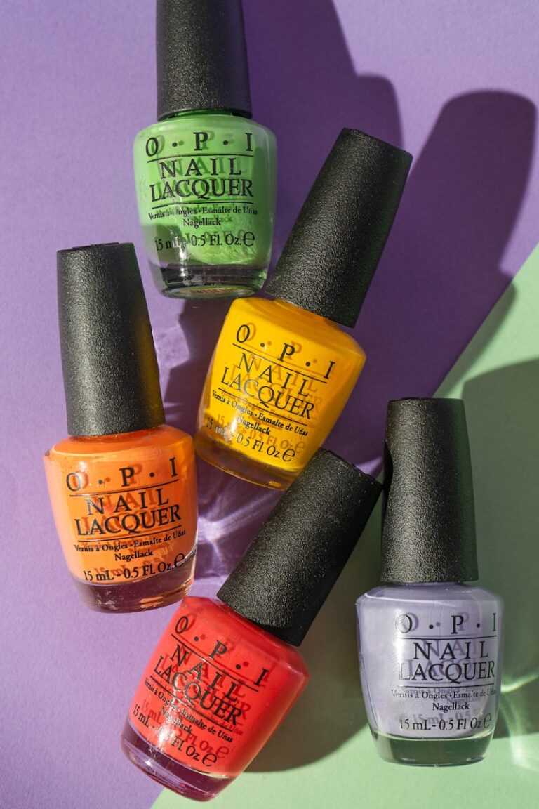 Tendance Couleur Ongles Hiver : Les Teintes Indispensables 2025 41 couleur ongles hiver