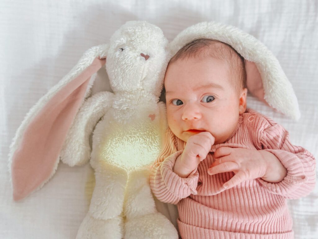 Les bienfaits des bruits blancs pour le sommeil des bébés