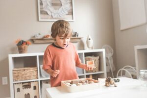 Jeux enfants pour s’épanouir : cultiver le bonheur en jouant