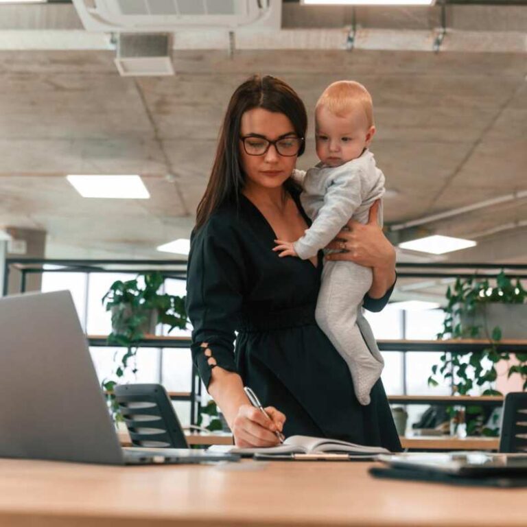 La naissance d'un enfant au moment opportun : une étape stratégique dans la vie d'une femme d'affaires moderne 2 naissance d'un enfant