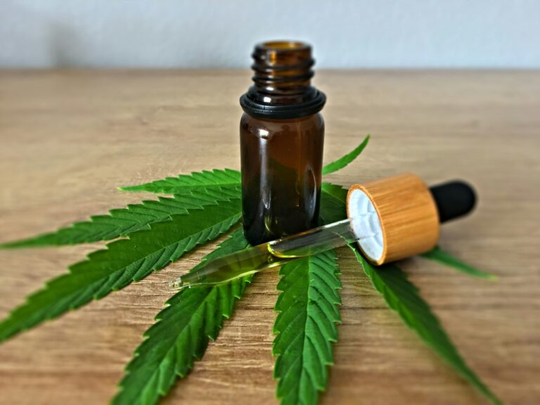 Bien choisir son e-liquide : PG, VG, nicotine et saveurs expliqués simplement 1 e-liquide